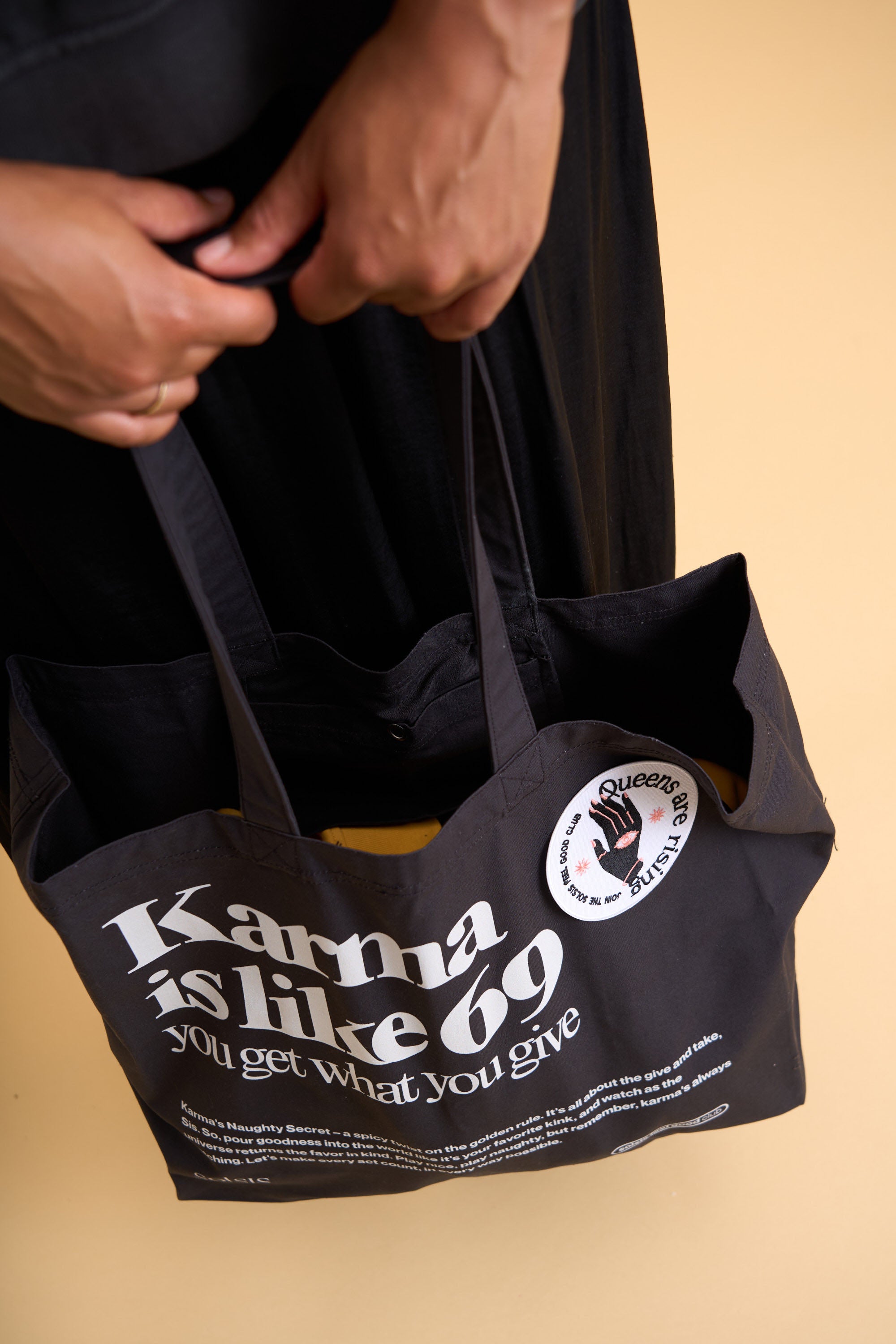 Karma Bag BLK (Aufnäher nicht inkludiert)